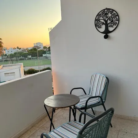 Tower Court Albergue Larnaca