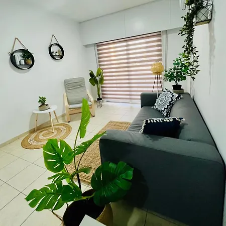 Tower Court 호스텔 *