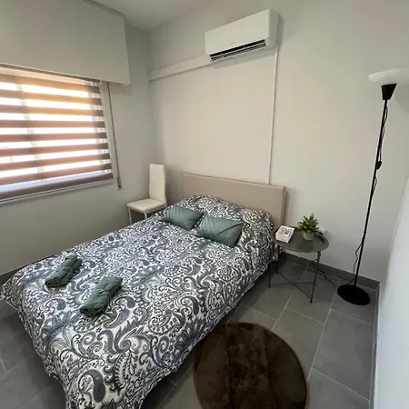 호스텔 Tower Court 라르나카